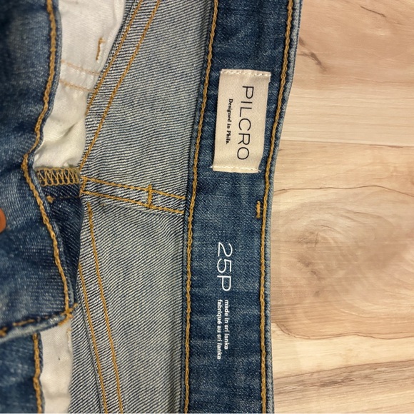 Pilcro Barrel Denim Jeans - Picture 2 of 3